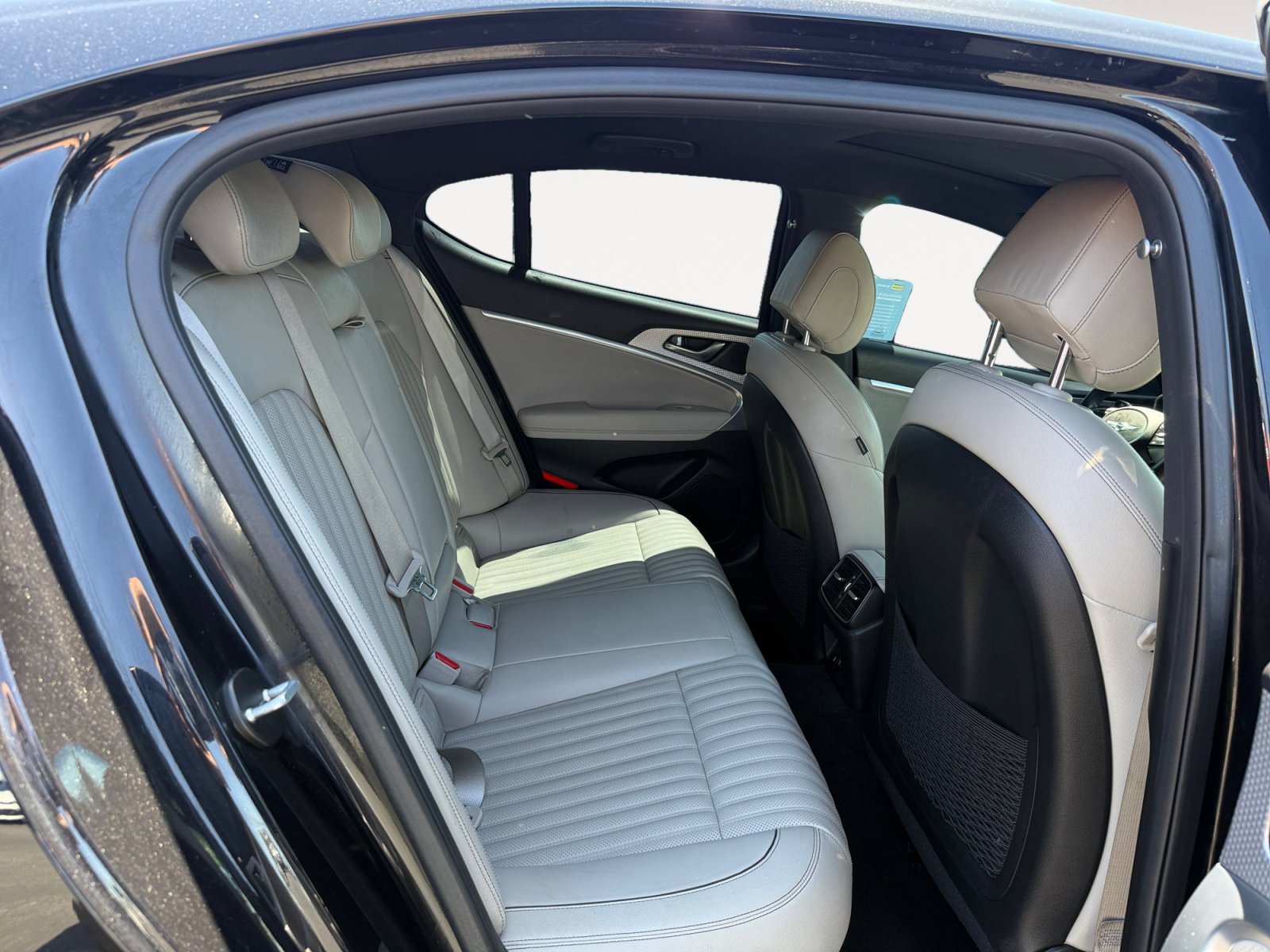 Used 2023 Genesis G70 3.3T w/ Sport Advanced Package AWD/4WD image 18