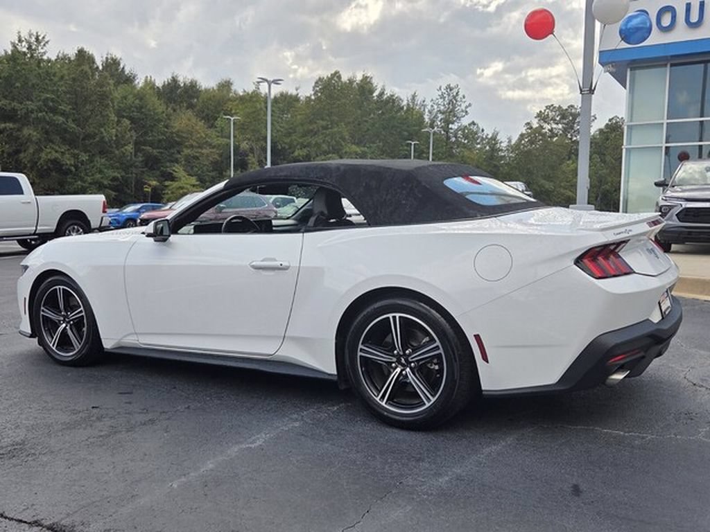Used 2024 Ford Mustang Premium RWD image 3