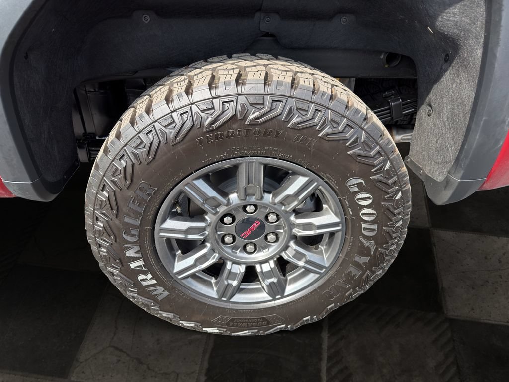 Certified 2026 GMC Sierra 1500 AT4X AWD/4WD image 10