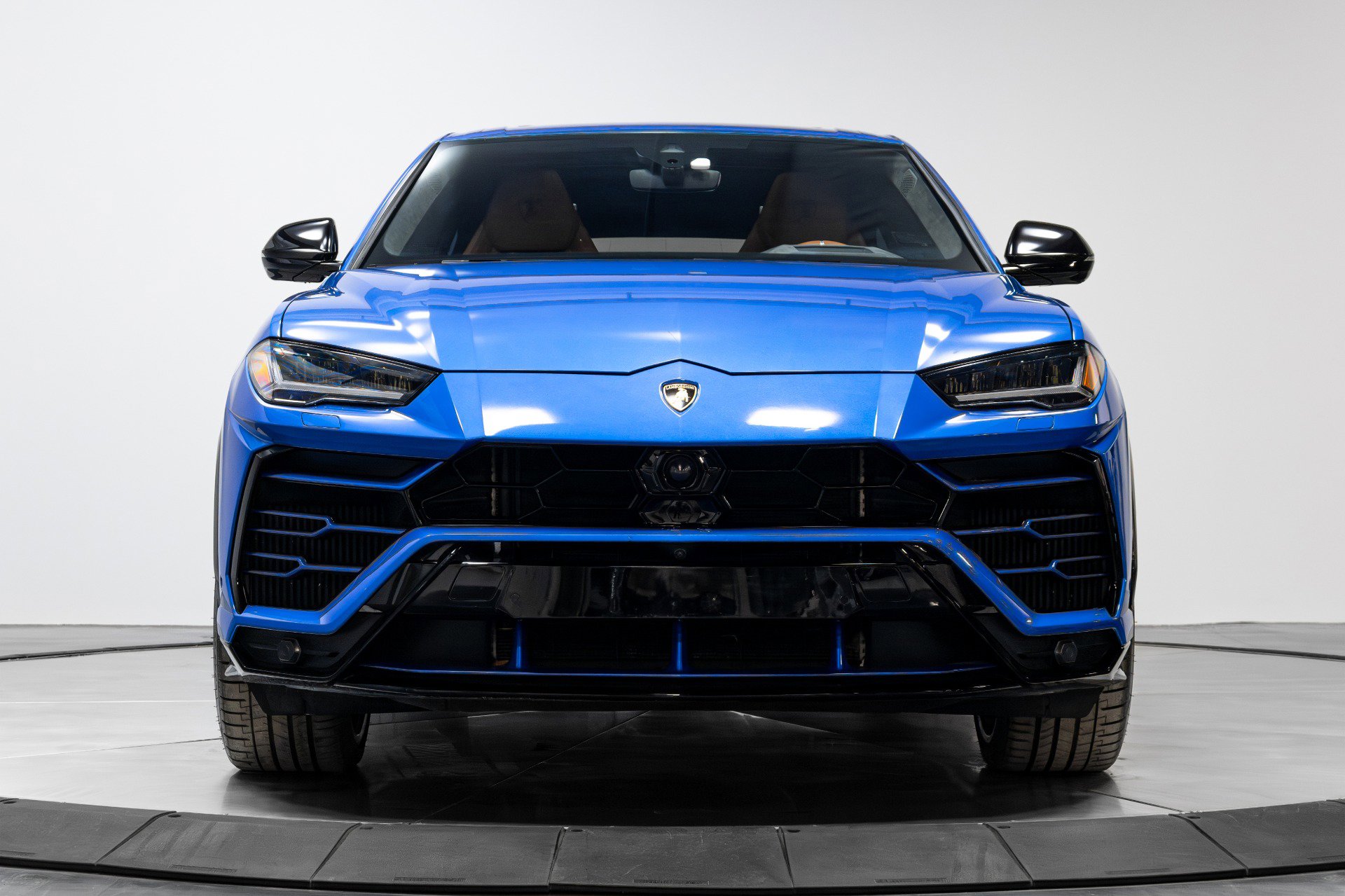 Used 2019 Lamborghini Urus image 45