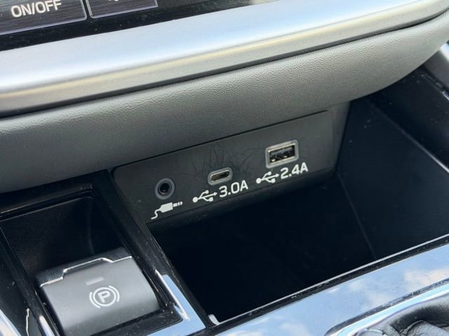 Used 2023 Subaru Legacy Limited image 33