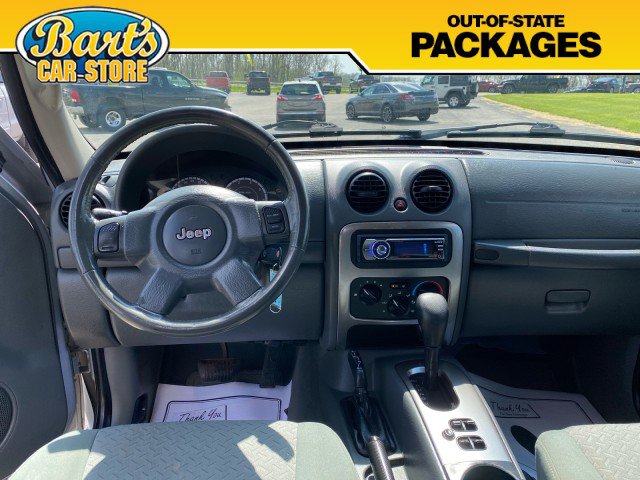 Used 2005 Jeep Liberty Renegade AWD/4WD image 21