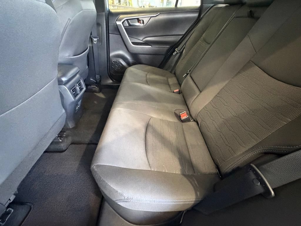 Certified 2022 Toyota RAV4 SE w/ Convenience Package AWD/4WD image 34