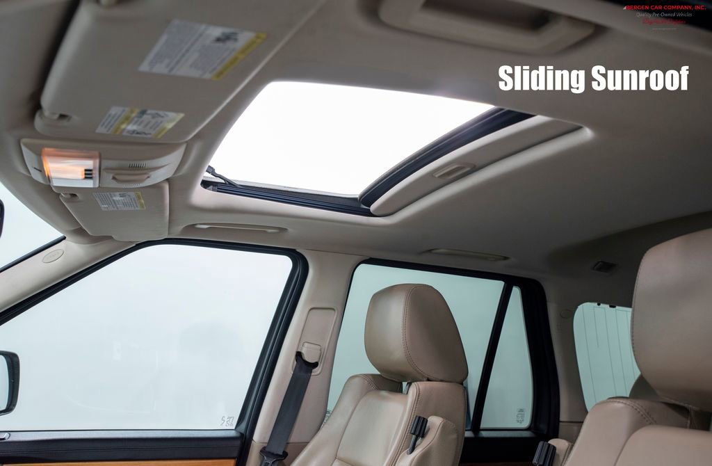 Used 2011 Land Rover Range Rover Sport HSE image 30