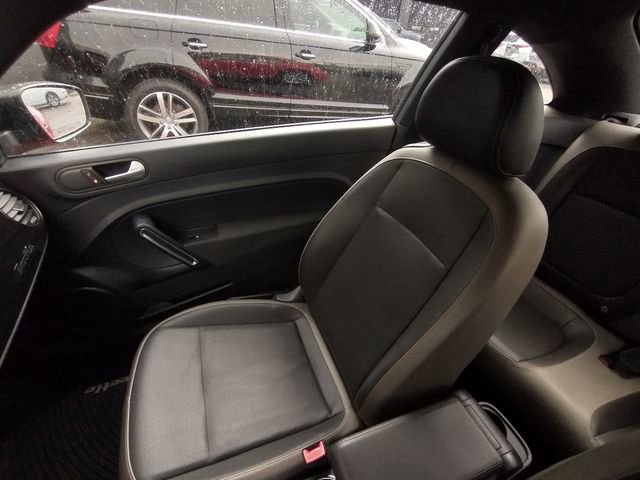 Used 2015 Volkswagen Beetle 1.8T image 36