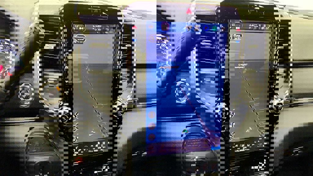 Used 2025 RAM 2500 Big Horn AWD/4WD image 19