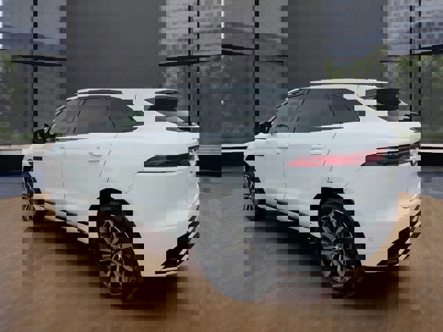 Used 2026 Jaguar F-PACE R-Dynamic S AWD/4WD image 7