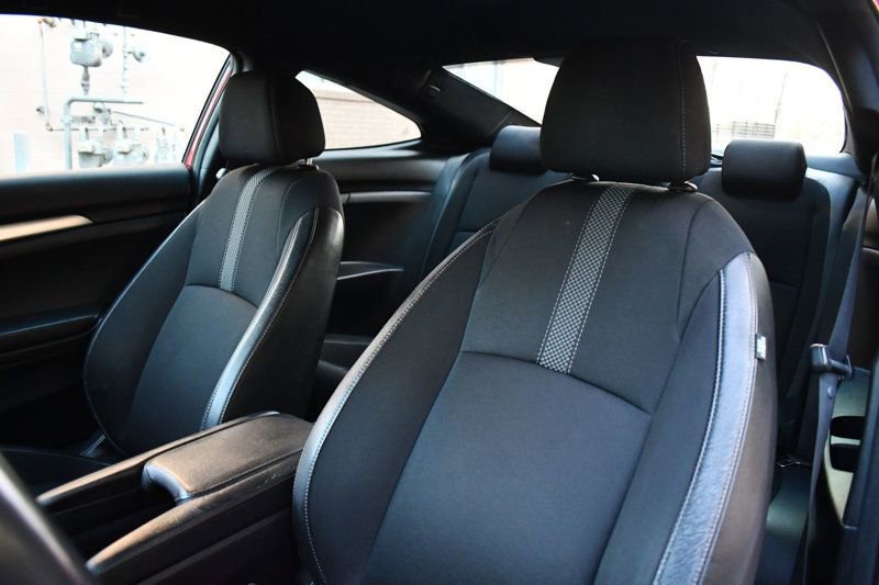 Used 2019 Honda Civic Sport image 19
