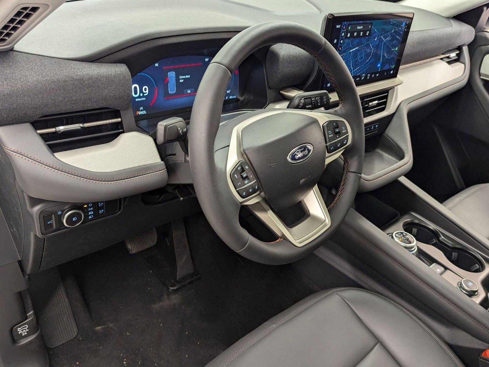 New 2026 Ford Explorer Active w/ Active Comfort Package image 3