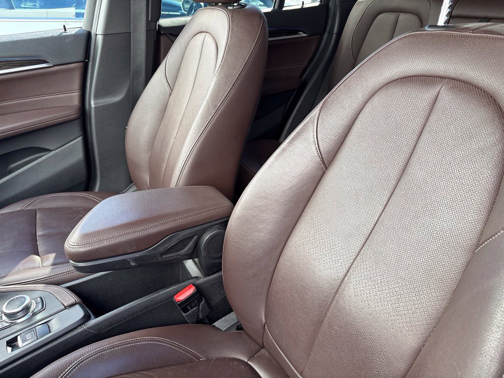 Used 2021 BMW X1 xDrive28i w/ Convenience Package AWD/4WD image 7
