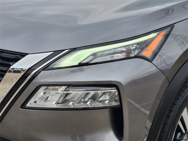 Used 2023 Nissan Rogue SL w/ SL Premium Package image 9