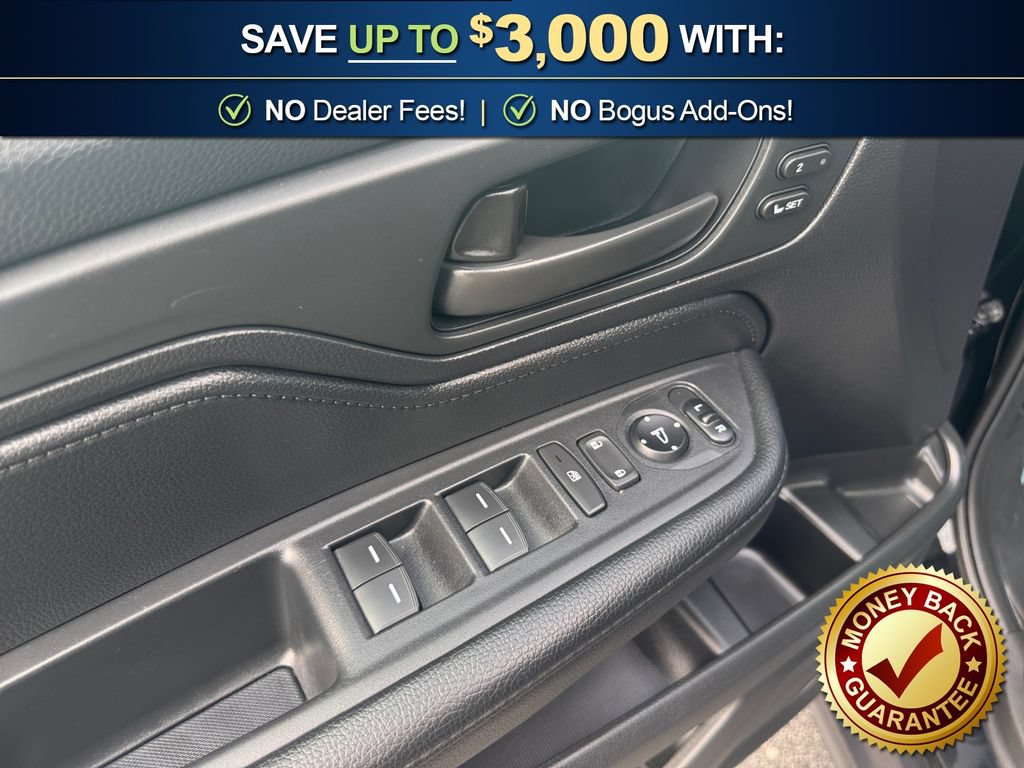 Used 2025 Honda Odyssey EX-L image 16
