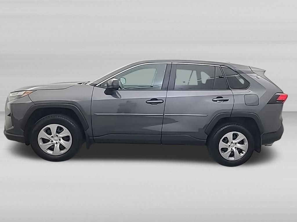 Used 2023 Toyota RAV4 LE AWD/4WD image 8