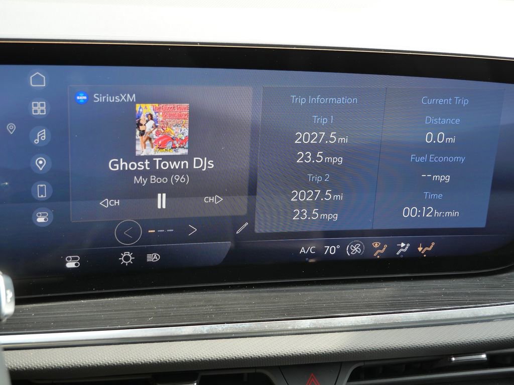 Used 2024 Buick Envision Preferred image 48