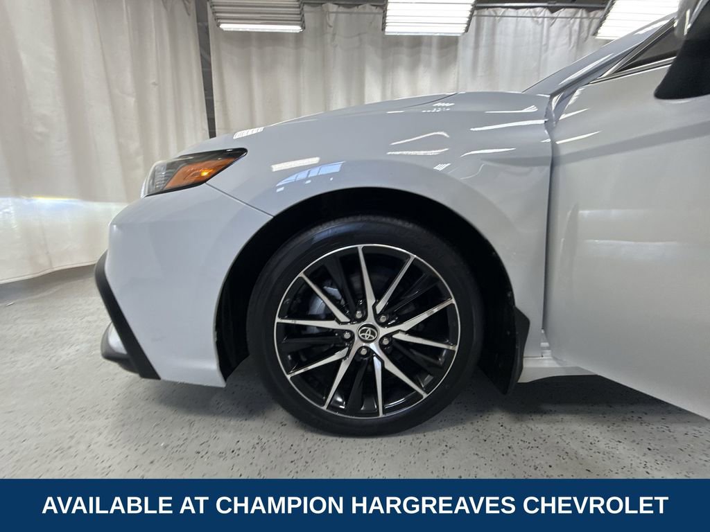 Used 2023 Toyota Camry SE w/ Convenience Package AWD/4WD image 41