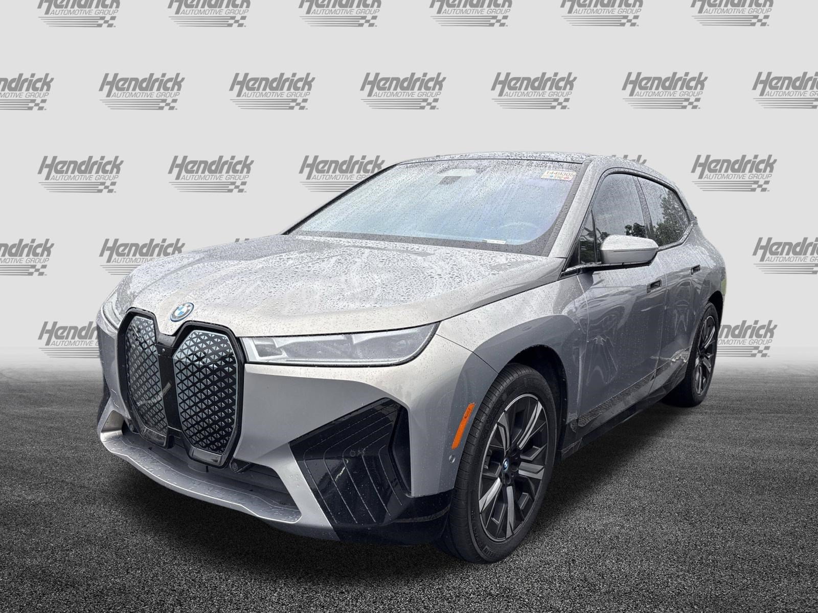 Certified 2024 BMW iX xDrive50 w/ Premium Package AWD/4WD image 11