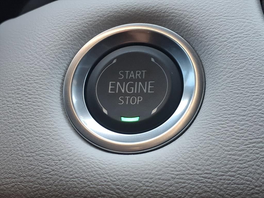 Certified 2025 GMC Canyon AT4 w/ AT4X AEV Edition image 6