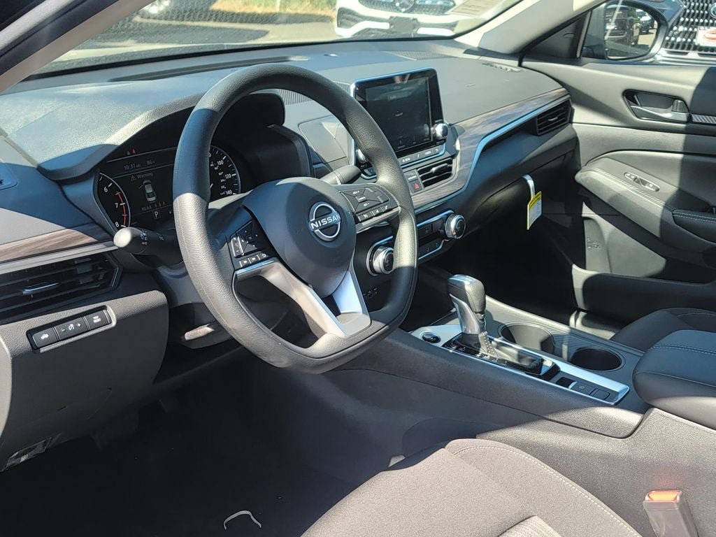 New 2026 Nissan Altima 2.5 SV AWD/4WD image 12