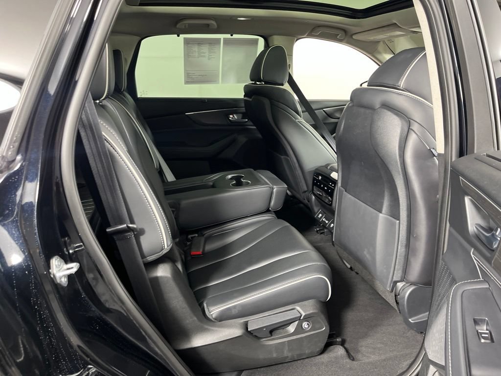 Used 2023 Acura MDX SH-AWD w/ Advance Package image 8