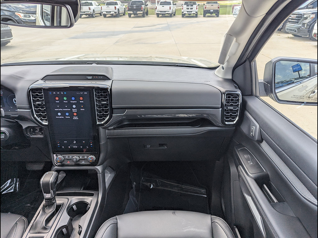 Used 2026 Ford Ranger Lariat w/ FX4 Off-Road Package AWD/4WD image 4