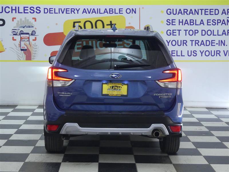 Used 2023 Subaru Forester Touring AWD/4WD image 6