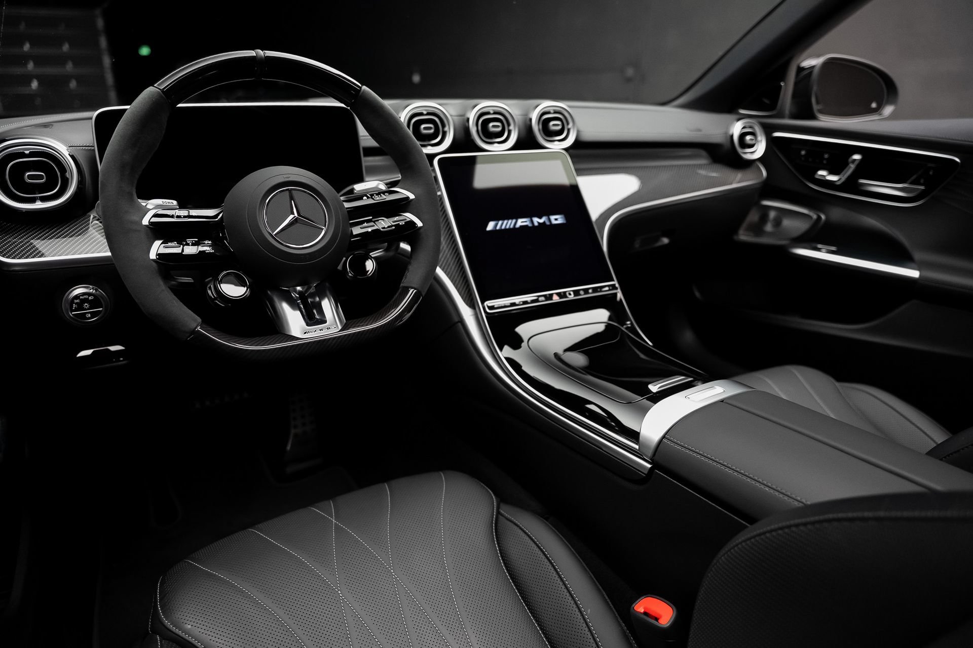 Used 2025 Mercedes-Benz C 36 AMG S image 2