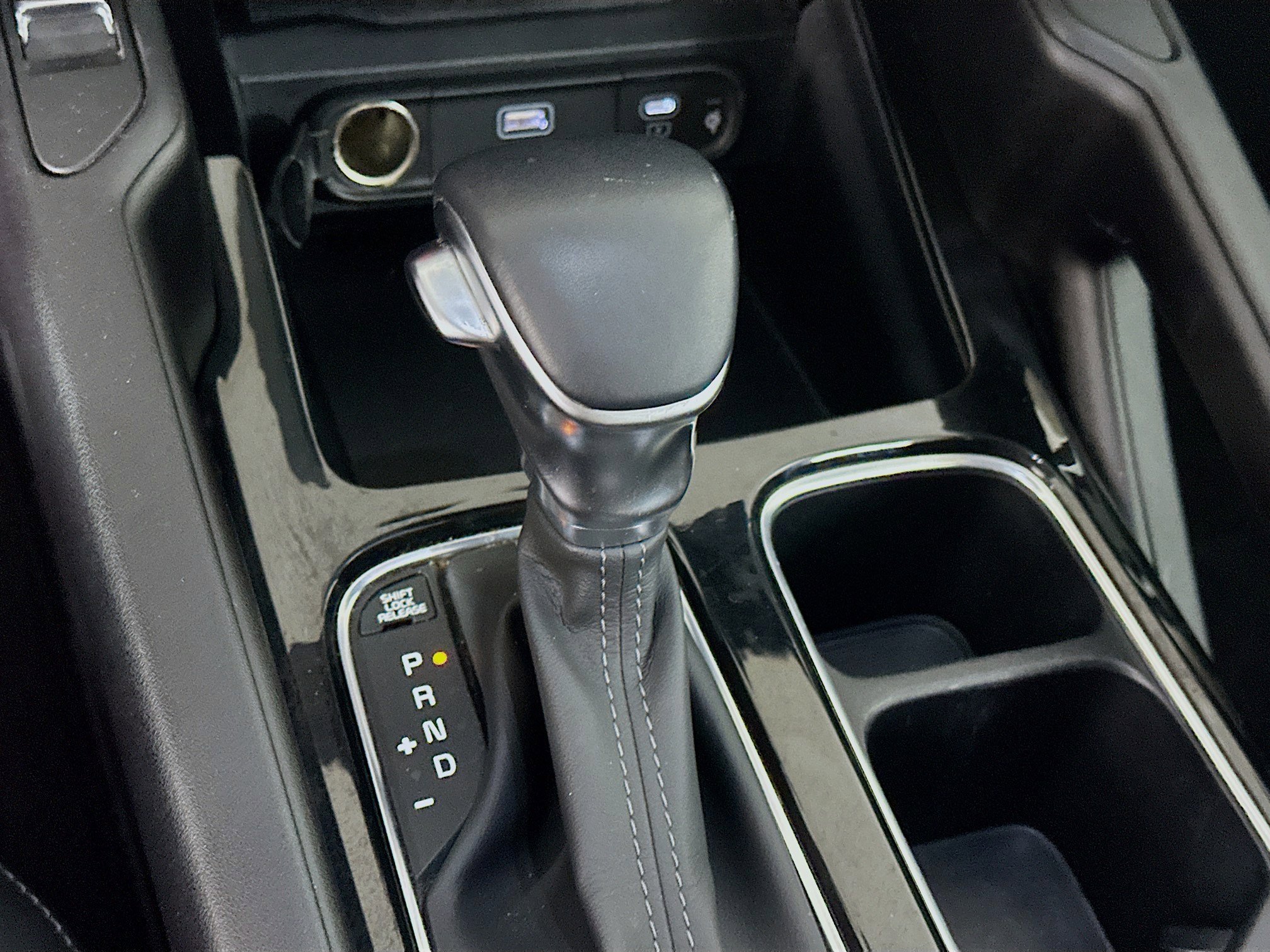 Used 2025 Kia Telluride S image 25