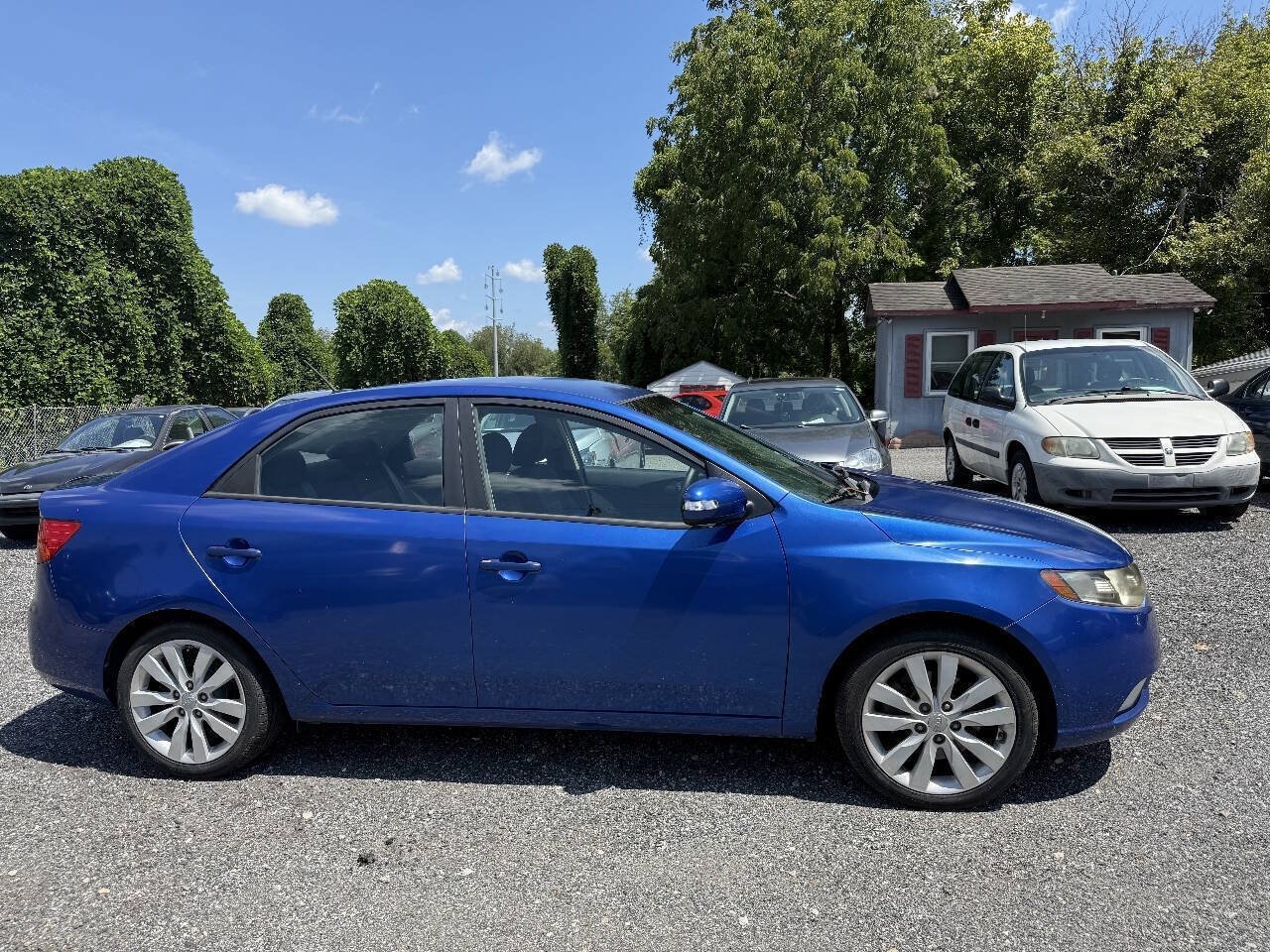 Used 2010 Kia Forte SX FWD image 7