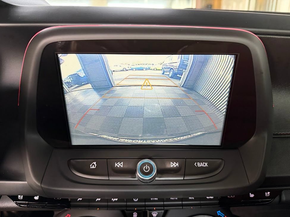 Used 2018 Chevrolet Camaro SS RWD image 23
