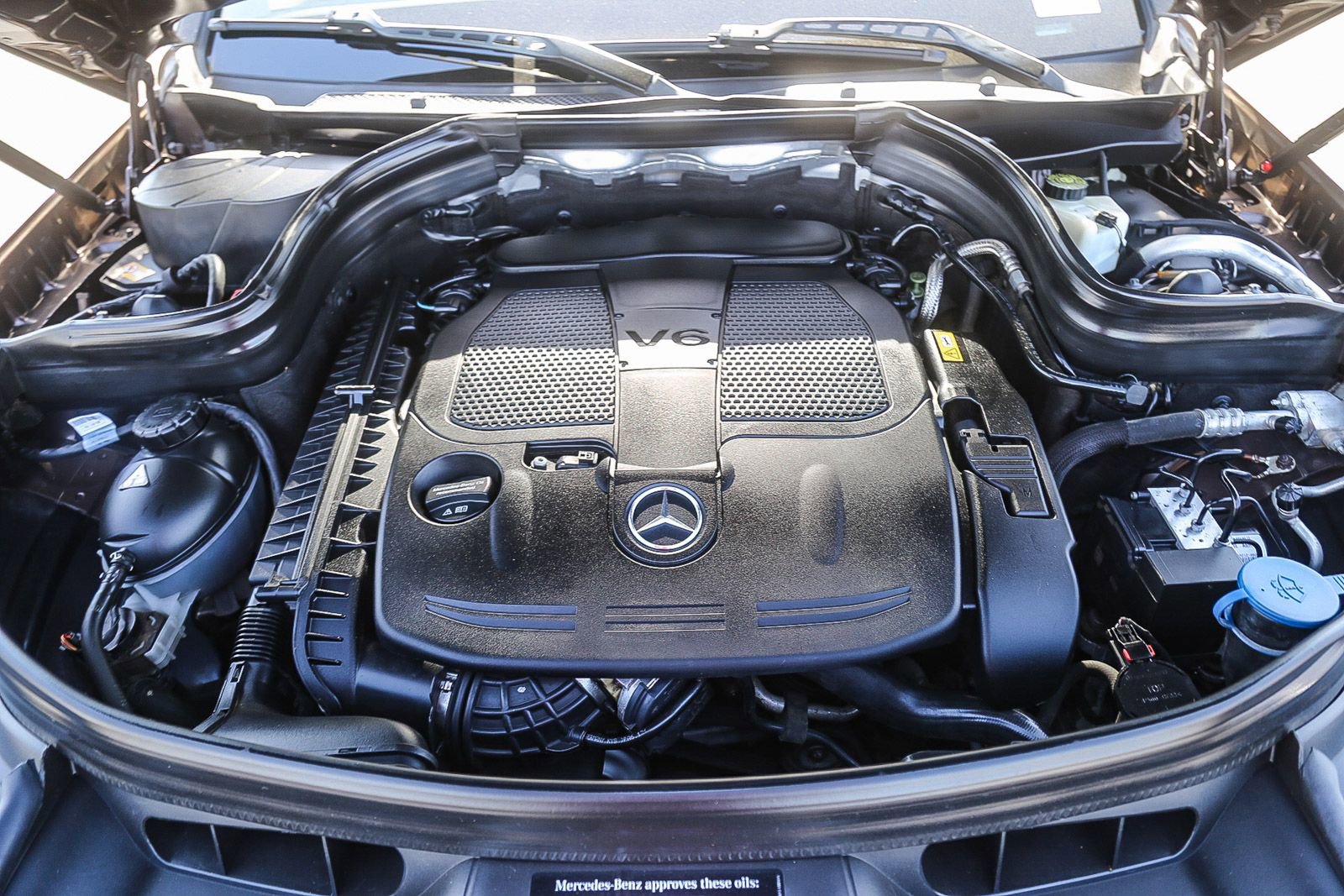 Used 2015 Mercedes-Benz GLK 350 2WD image 28