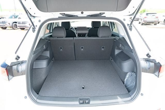 New 2026 Volkswagen Tiguan S FWD image 37