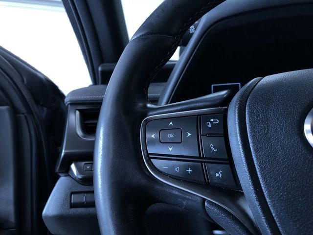 Used 2020 Lexus UX 250h w/ Premium Package image 17