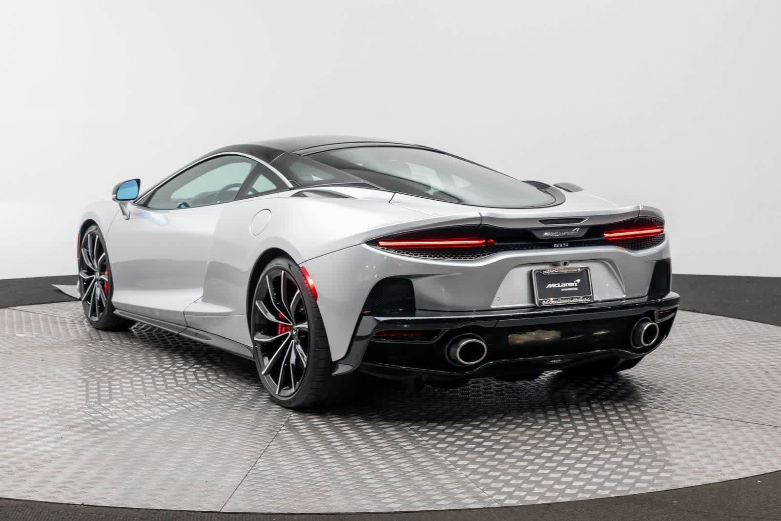 Used 2025 McLaren GTS RWD image 4