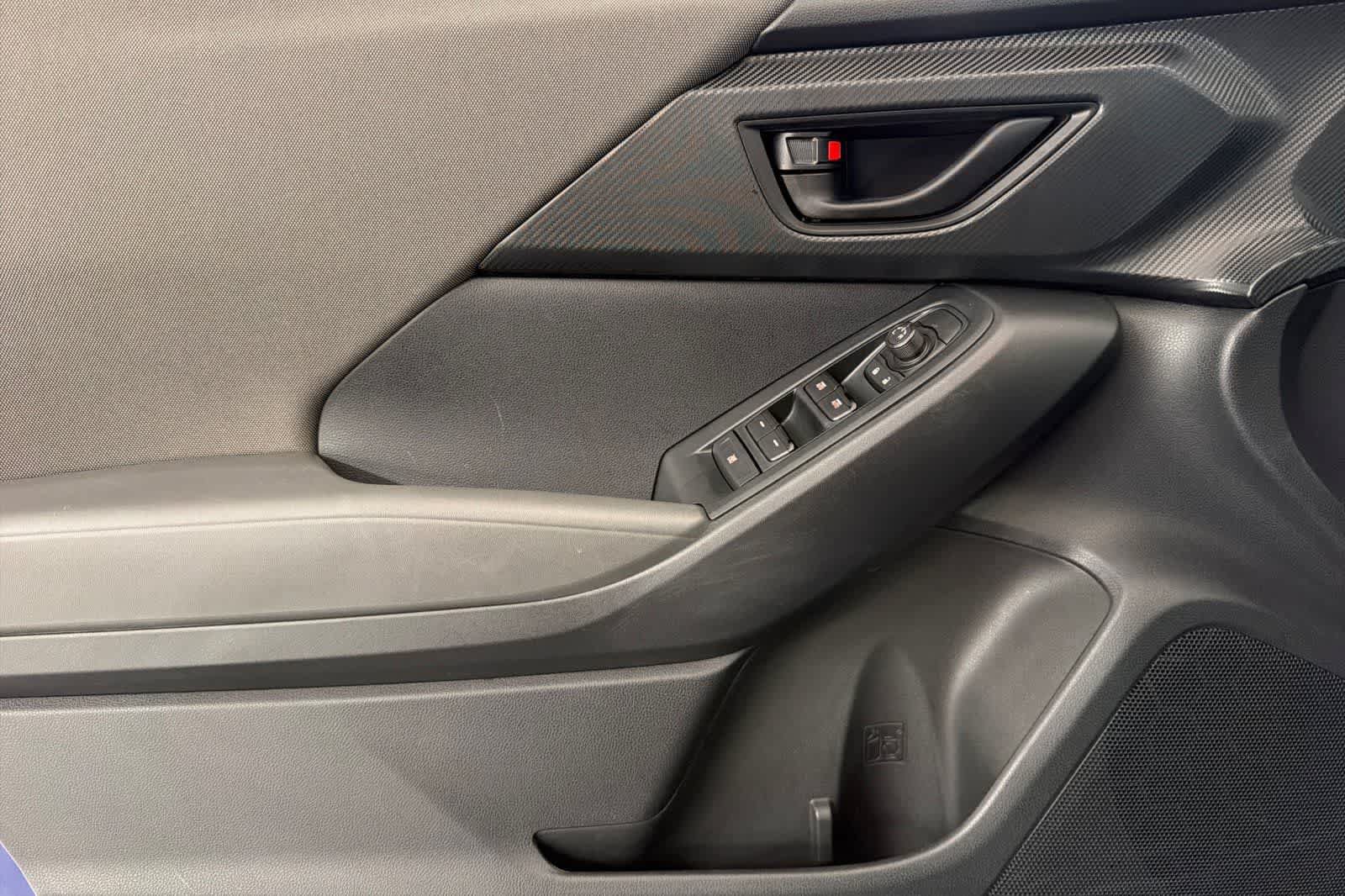 Used 2024 Subaru Crosstrek 2.0i AWD/4WD image 12