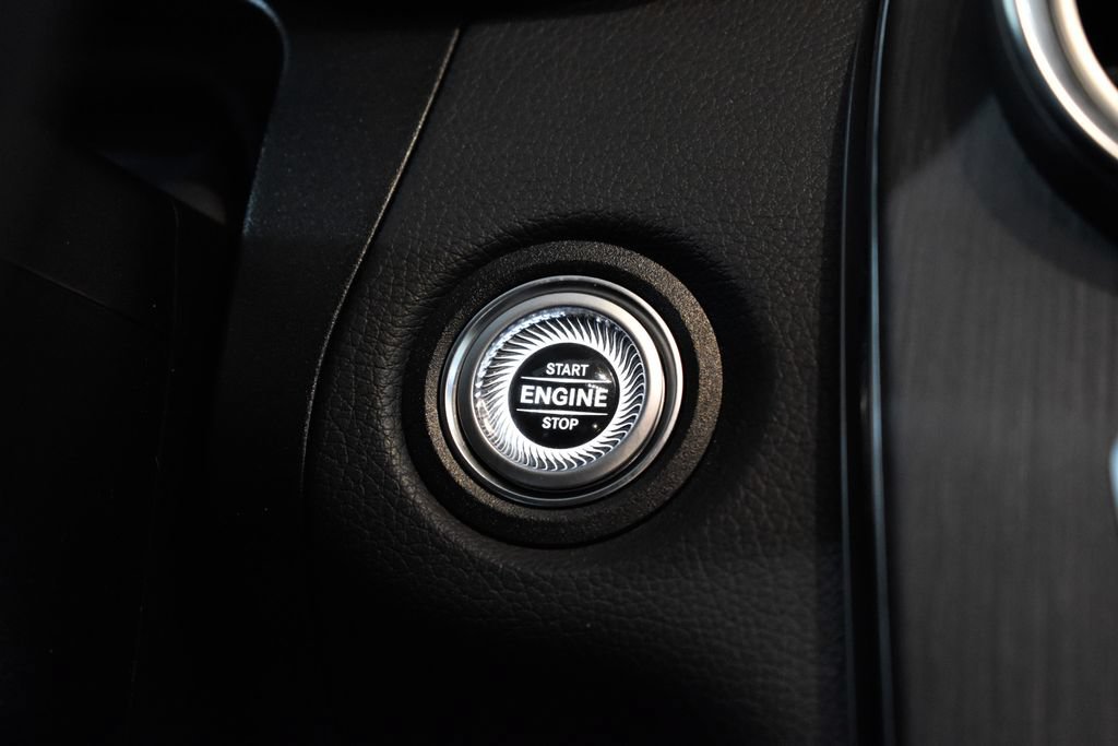 Certified 2022 Mercedes-Benz GLC 300 4MATIC image 25