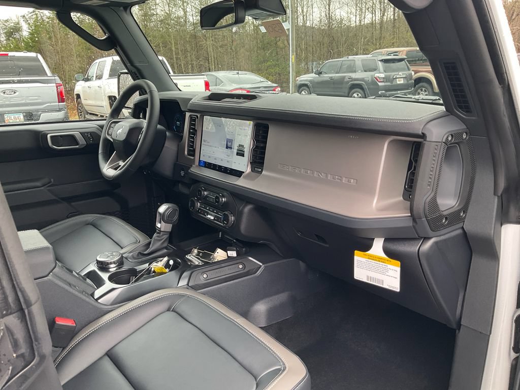 New 2026 Ford Bronco Outer Banks AWD/4WD image 11