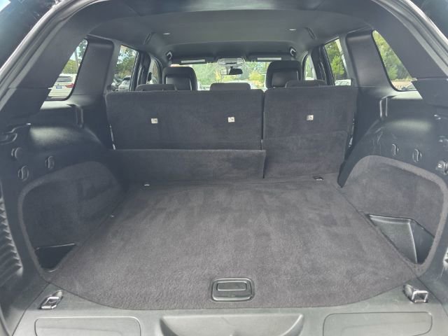 Used 2018 Jeep Grand Cherokee Laredo AWD/4WD image 14