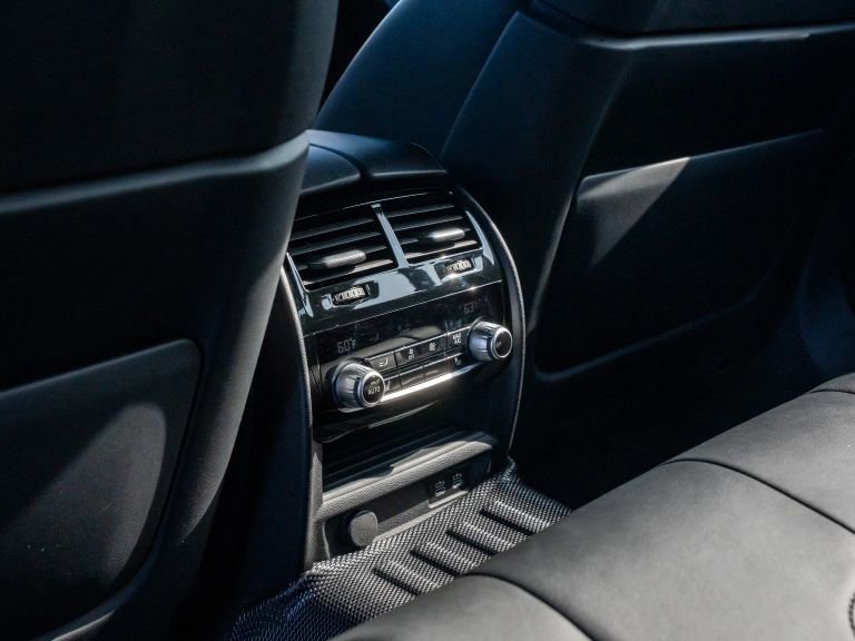 Used 2021 BMW M5 w/ Executive Package image 44