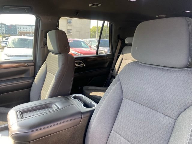 Used 2022 GMC Yukon SLE w/ Max Trailering Package RWD image 9