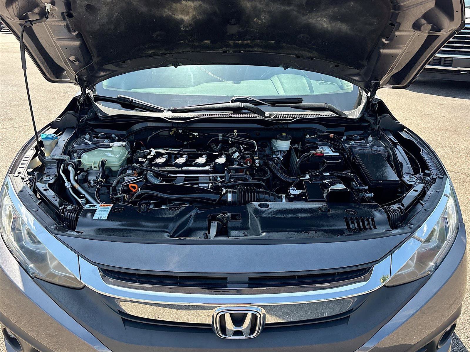 Used 2017 Honda Civic EX-L image 28
