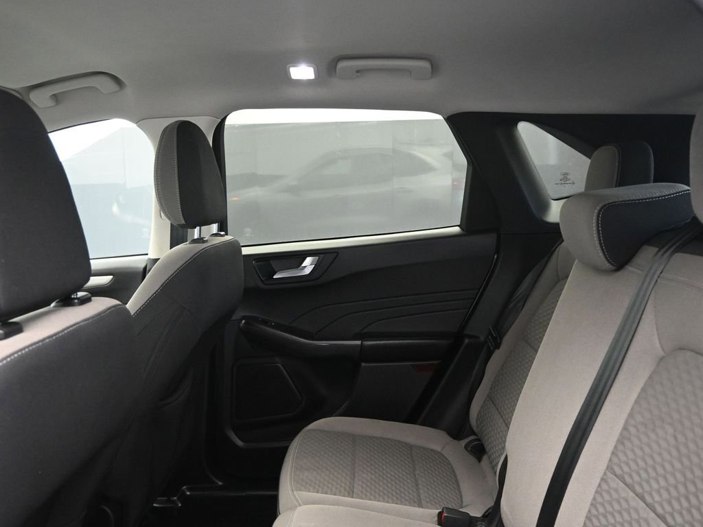 Used 2021 Ford Escape SE image 20