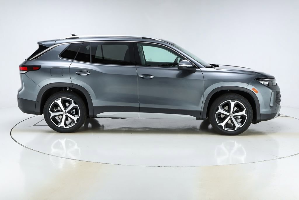 New 2026 Volkswagen Tiguan SE image 49