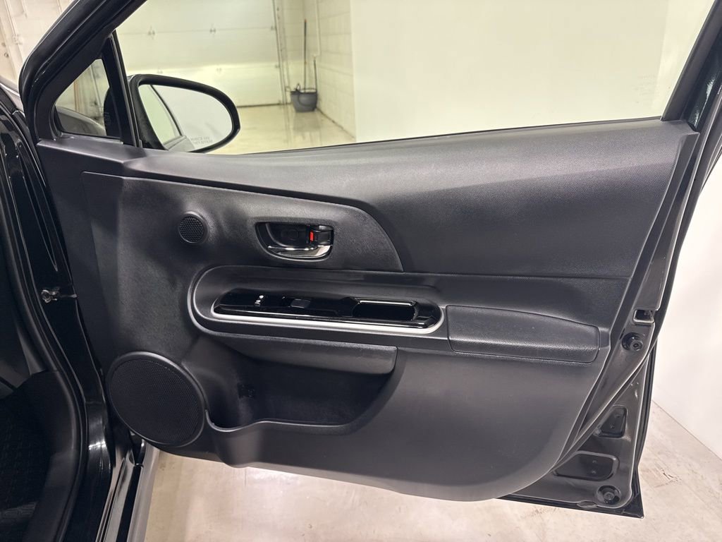 Used 2019 Toyota Prius C FWD image 36