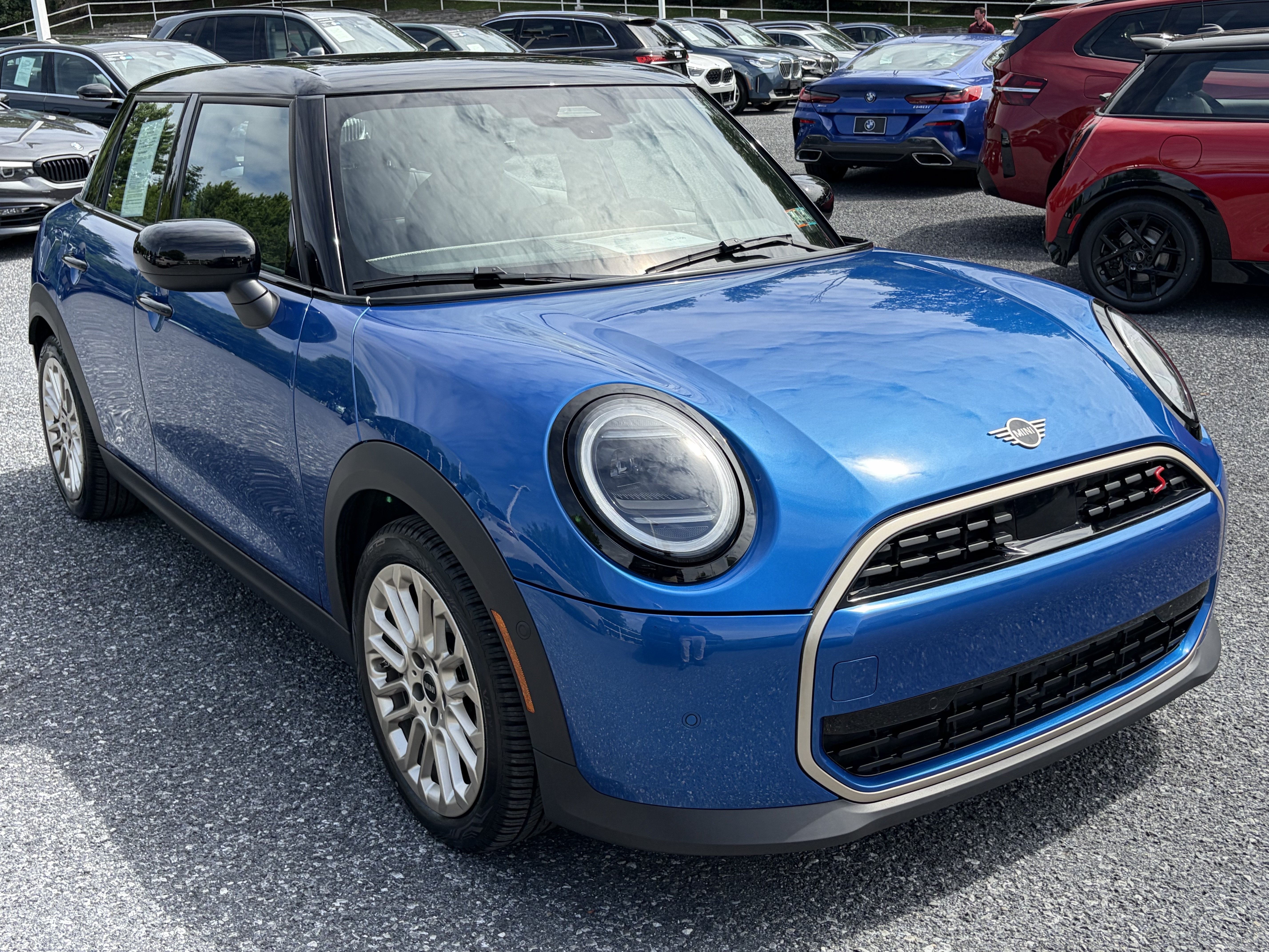Used 2025 MINI Cooper S FWD image 3