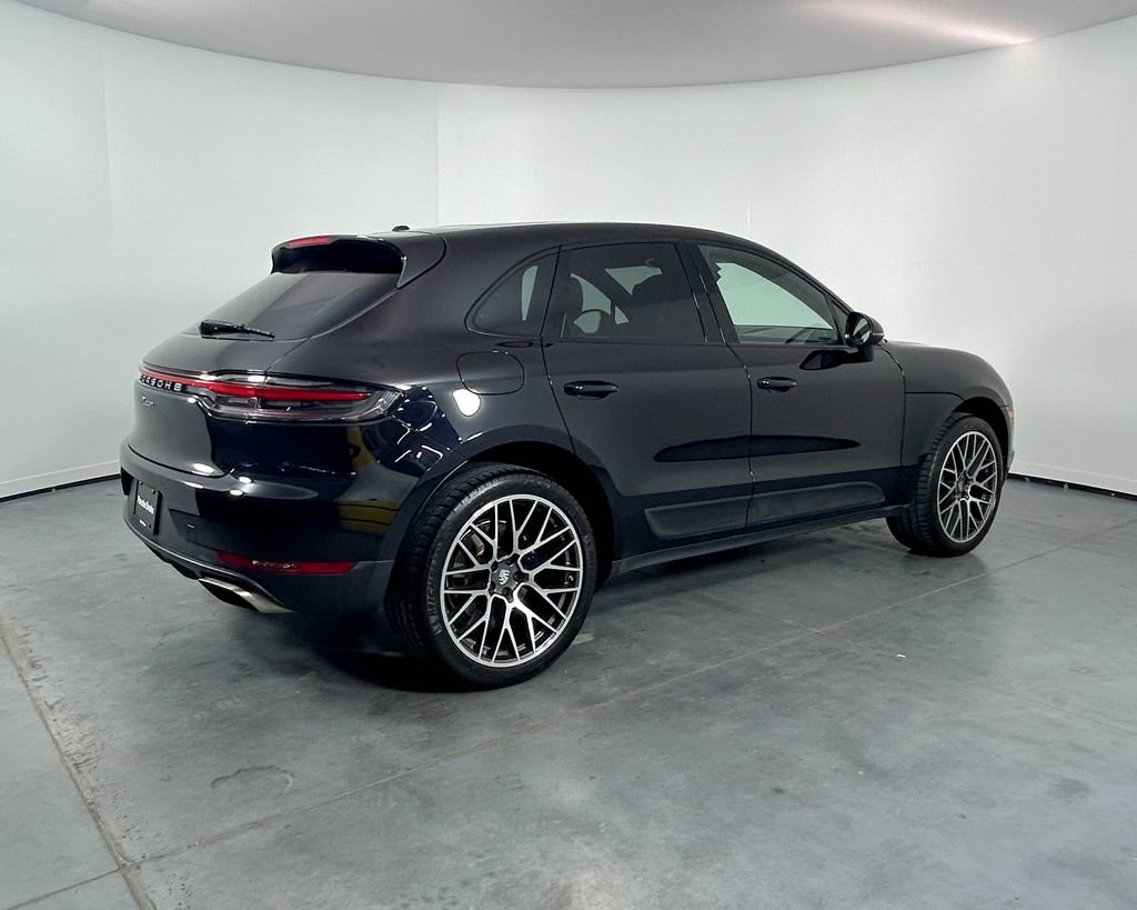 Certified 2020 Porsche Macan AWD/4WD image 7