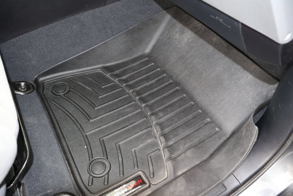 Used 2019 Toyota Sequoia SR5 AWD/4WD image 42