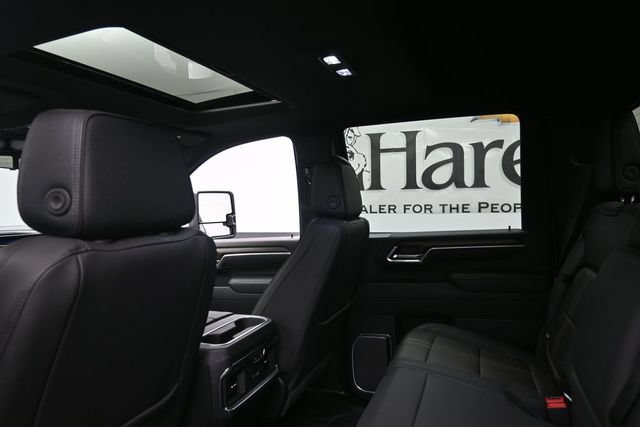 Used 2025 Chevrolet Silverado 2500 High Country w/ High Country Premium Package AWD/4WD image 23