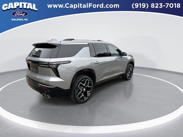 Used 2025 Chevrolet Traverse High Country image 8