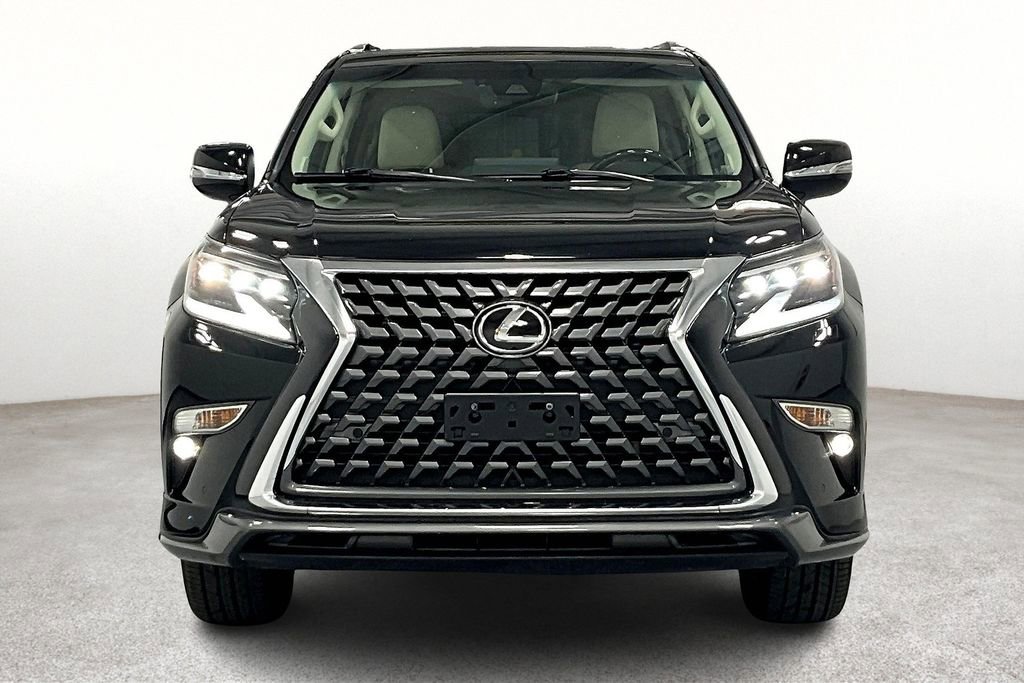 Used 2023 Lexus GX 460 Premium w/ Accessory Package image 5