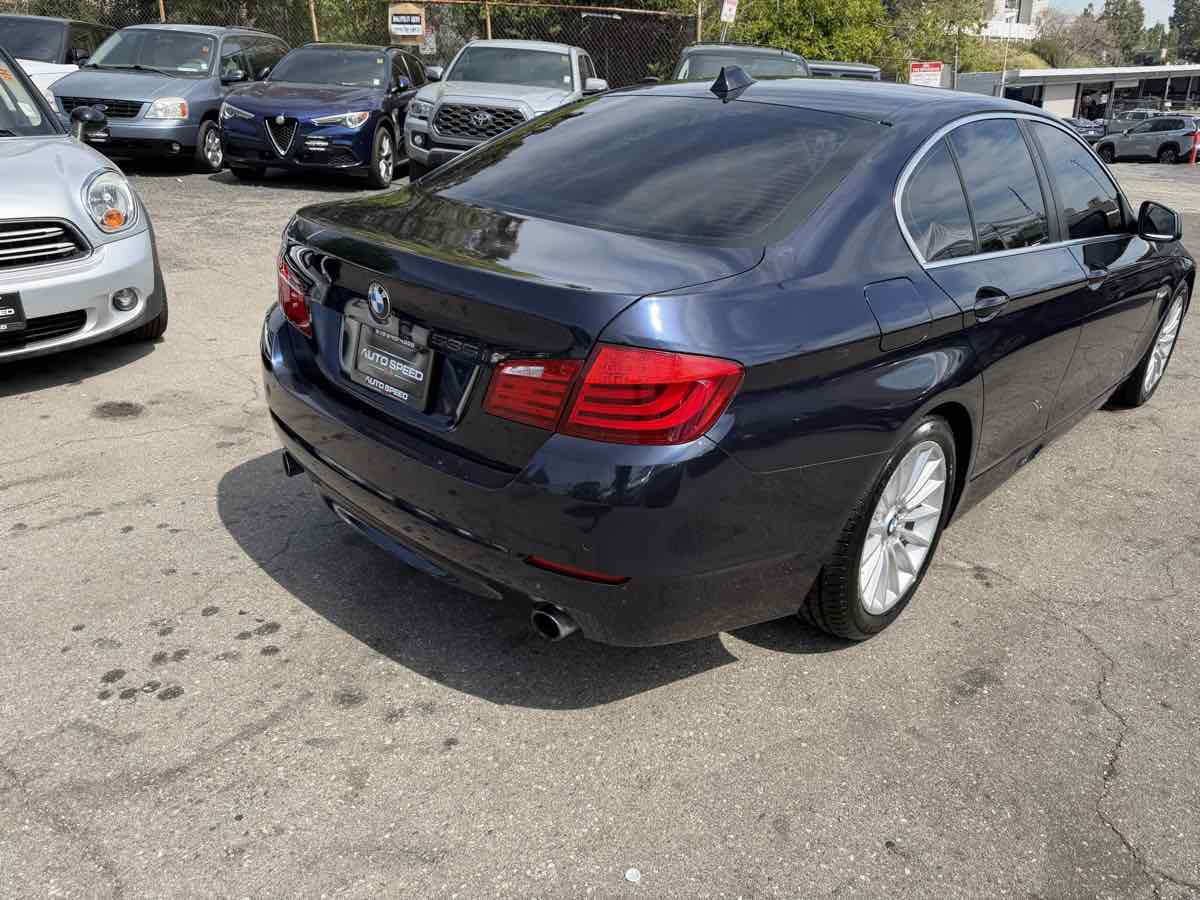 Used 2011 BMW 535i Sedan RWD image 6